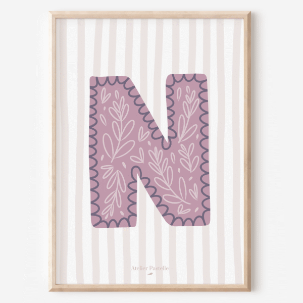 Affiche lettre N motif brindilles violet - collection Les Petites Initiales
