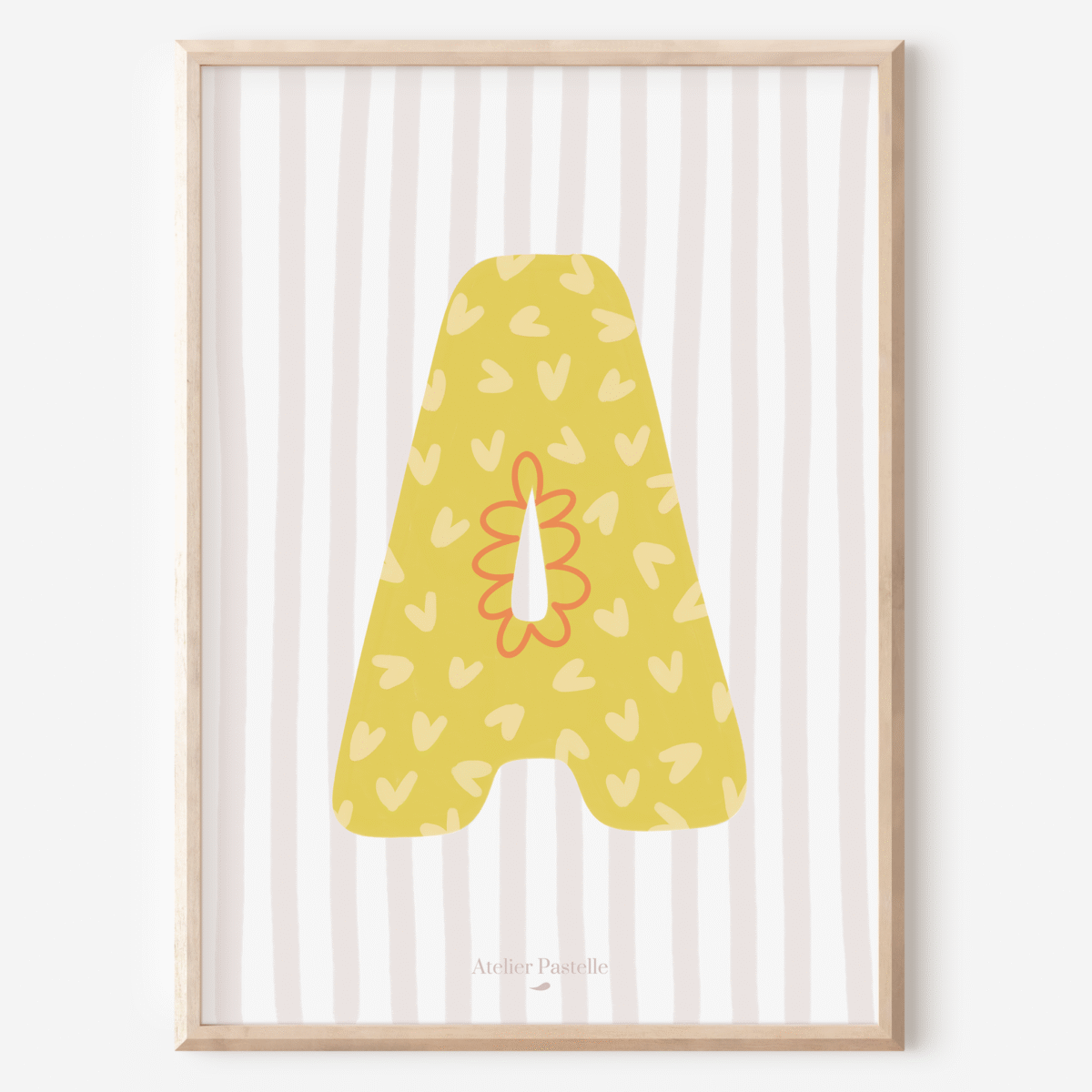 Affiche lettre A motif coeurs jaune - collection Les Petites Initiales
