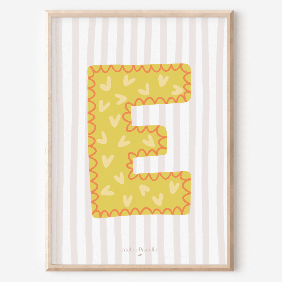 Affiche lettre E motif coeurs jaune - collection Les Petites Initiales