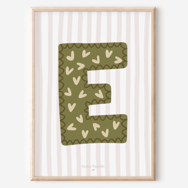 Affiche lettre E motif coeurs vert - collection Les Petites Initiales