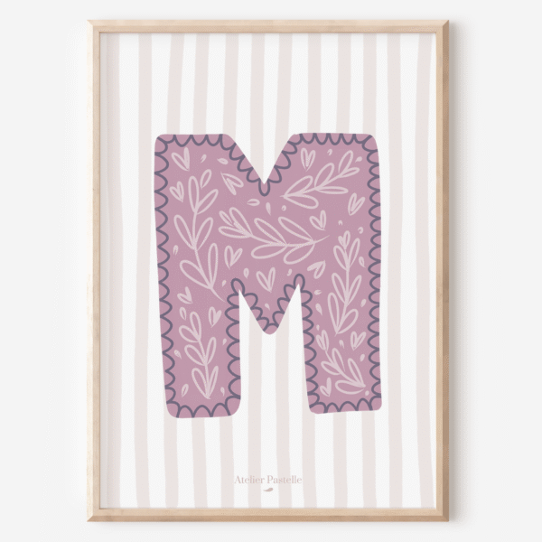 Affiche lettre M motif brindilles violet - collection Les Petites Initiales