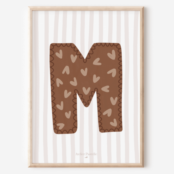 Affiche lettre M motif coeurs marron - collection Les Petites Initiales