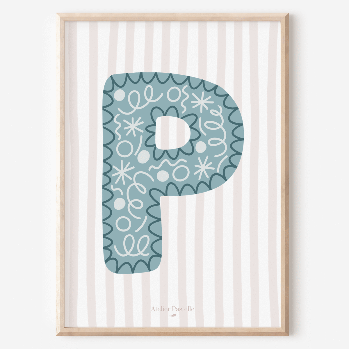 Affiche lettre P motif confettis bleu clair - collection Les Petites Initiales