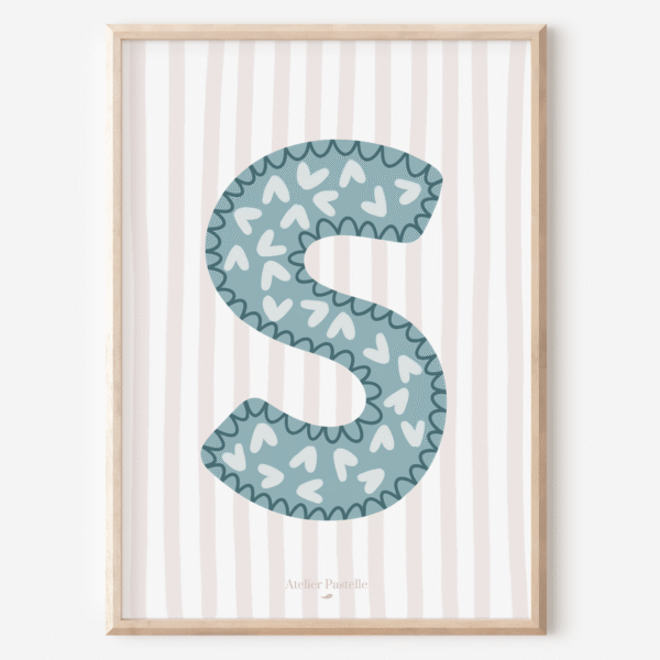 Affiche lettre S motif coeurs bleu clair - collection Les Petites Initiales