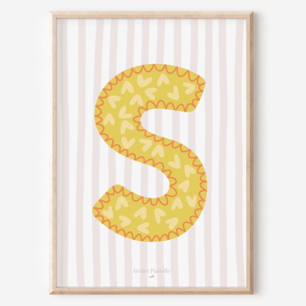 Affiche lettre S motif coeurs jaune - collection Les Petites Initiales